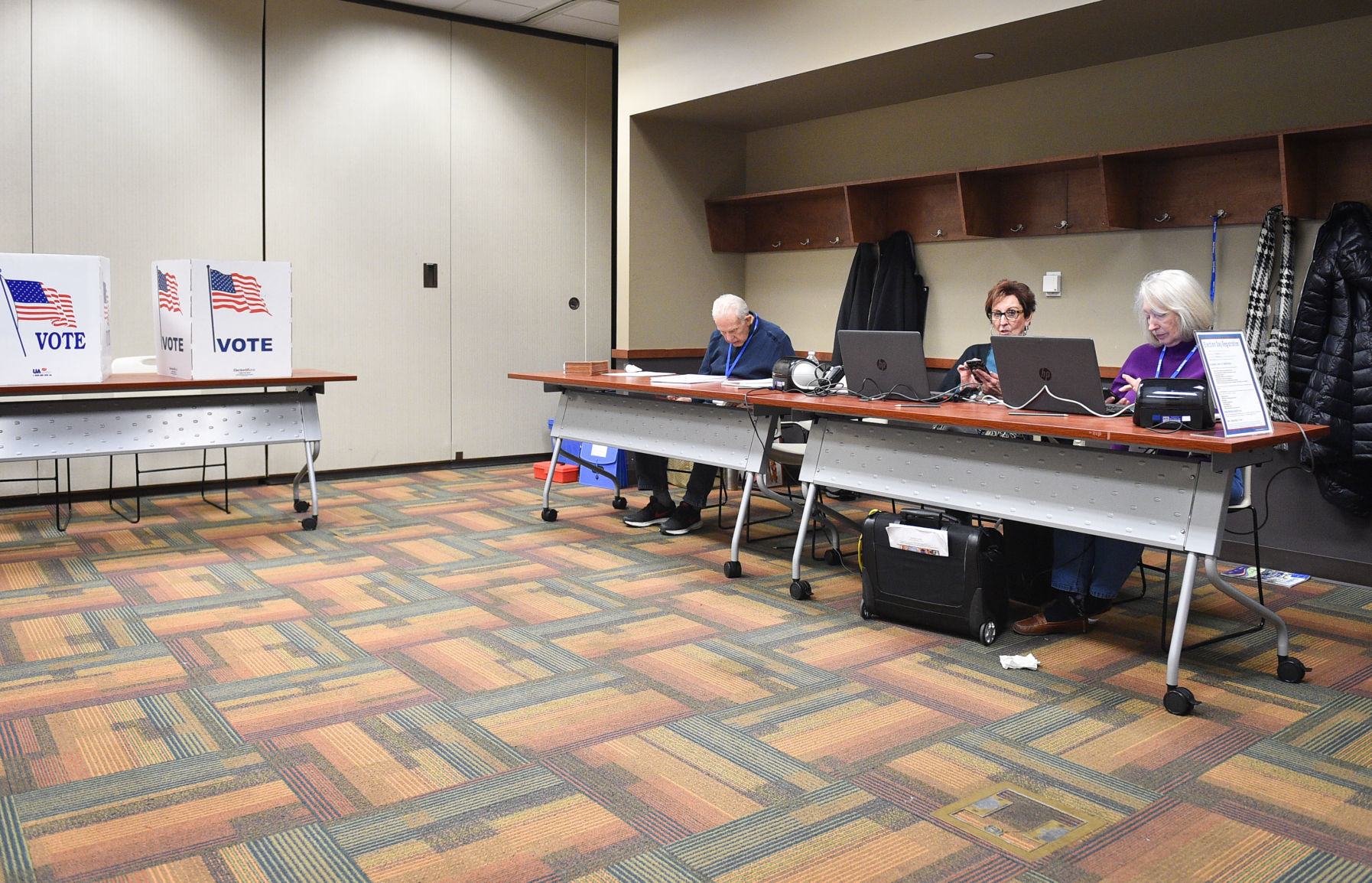 110519-voting-012a.JPG